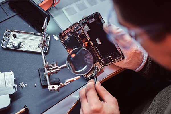 با آموزش الکترونیک و یادگیری تعمیرات موبایل چطور کار کنیم؟ با آموزش الکترونیک و یادگیری تعمیرات موبایل چطور کار کنیم؟