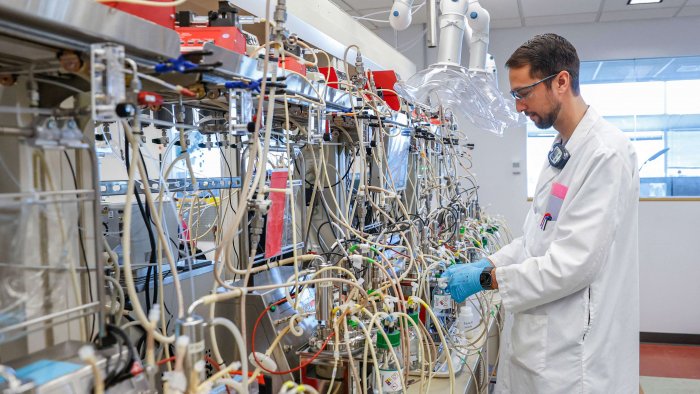 باکتری هایی که می توانند آلودگی هوا را به سوخت، لباس و بطری تبدیل کنند| تکلی باکتری هایی که می توانند آلودگی هوا را به سوخت، لباس و بطری تبدیل کنند| تکلی