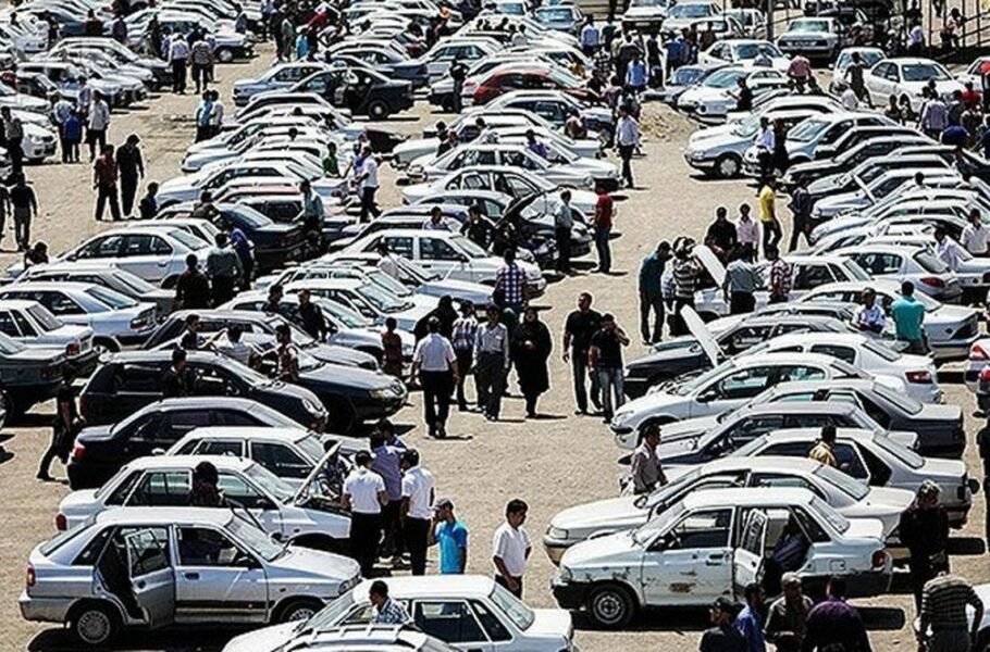 نبرد لفظی بر سر آزادسازی قیمت خودرو ادامه دارد|تکلی نبرد لفظی بر سر آزادسازی قیمت خودرو ادامه دارد|تکلی