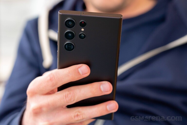 شایعه: گلکسی S23 اولترا یکی از بهترین گوشی های دنیا برای عکاسی در شب خواهد بود| تاج من شایعه: گلکسی S23 اولترا یکی از بهترین گوشی های دنیا برای عکاسی در شب خواهد بود| تاج من