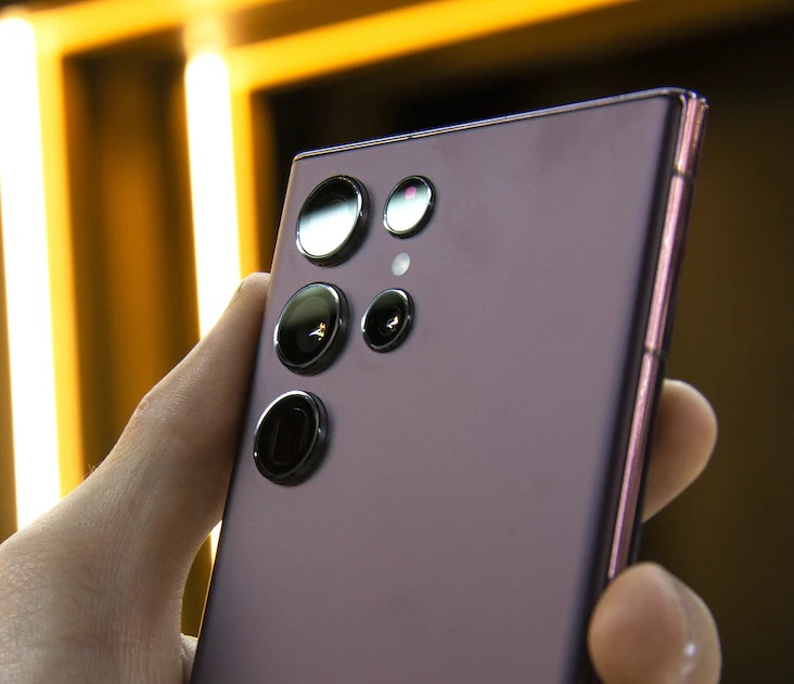 رندرهای جدید گلکسی S23 اولترا به ارگونومیکتر بودن این گوشی اشاره دارند| تاج من رندرهای جدید گلکسی S23 اولترا به ارگونومیکتر بودن این گوشی اشاره دارند| تاج من