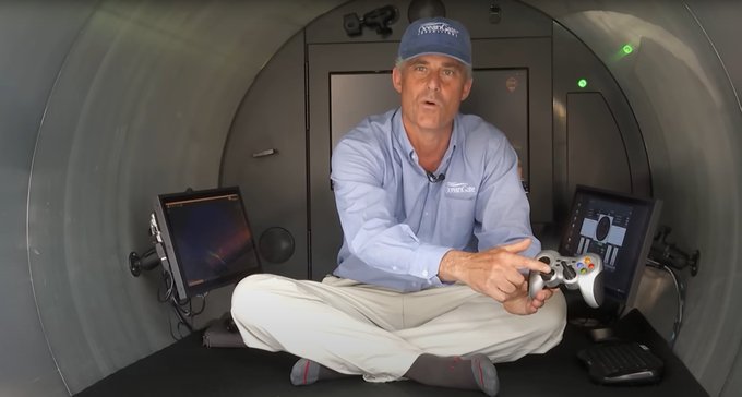 زیردریایی تایتان از کنترلر گیمینگ برای حرکت استفاده کرده است|تکلی زیردریایی تایتان از کنترلر گیمینگ برای حرکت استفاده کرده است|تکلی