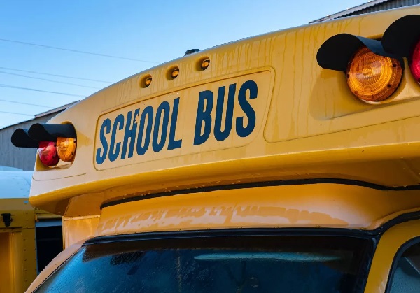 اسپیس ایکس در اتوبوس های مدرسه اینترنت ماهواره ای ارائه می کند| تکلی اسپیس ایکس در اتوبوس های مدرسه اینترنت ماهواره ای ارائه می کند| تکلی