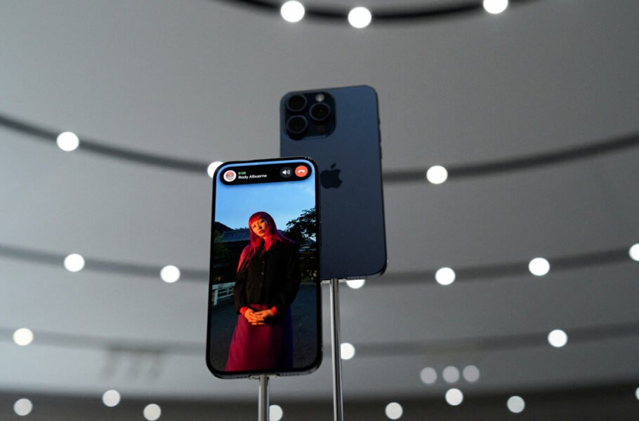 انجمن واردکنندگان موبایل: مسئولان ارزبری زیاد را دلیل ممنوعیت واردات آیفون 14 به بعد اعلام کردند|تکلی انجمن واردکنندگان موبایل: مسئولان ارزبری زیاد را دلیل ممنوعیت واردات آیفون 14 به بعد اعلام کردند|تکلی