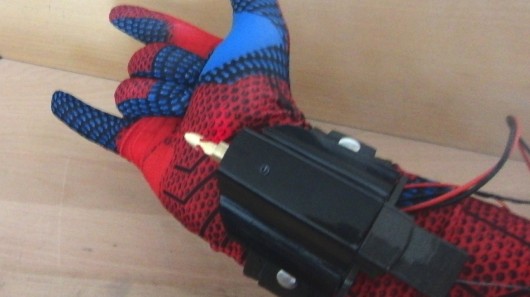 با این وب شوتر مرد عنکبوتی می شوید!| تکلی با این وب شوتر مرد عنکبوتی می شوید!| تکلی